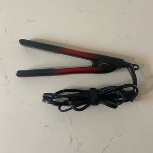 Lava by Chi 1 Inch Flat Iron
